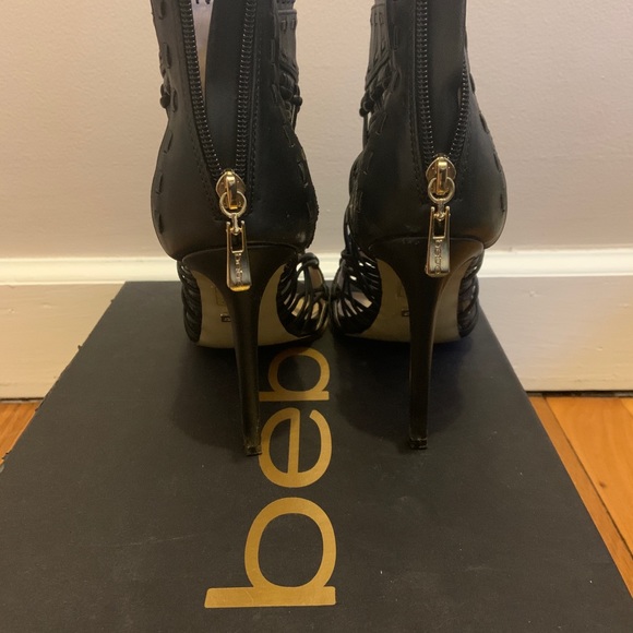 Shoes - Picture 2 of 4